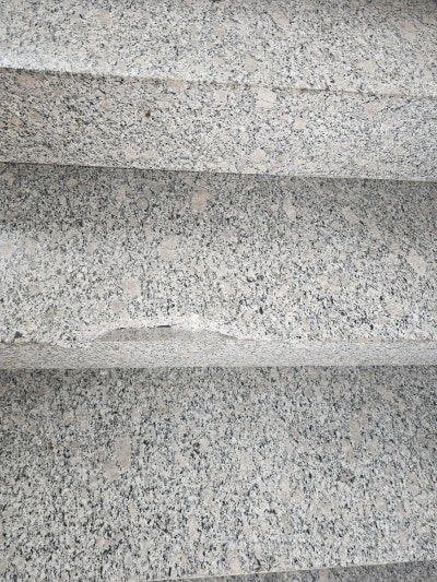 인천 부평구 외벽 판석 들뜸 보수 시공 후